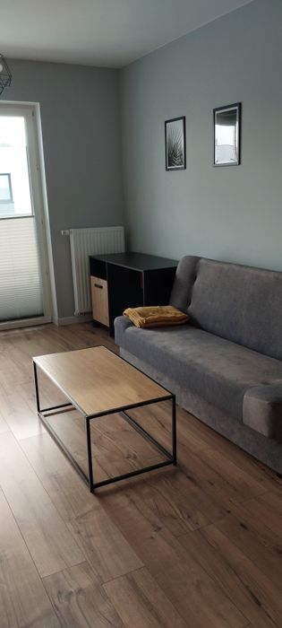 Wynajmę pokój pani.