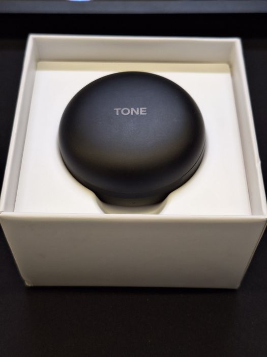 Lg tone free earbuds