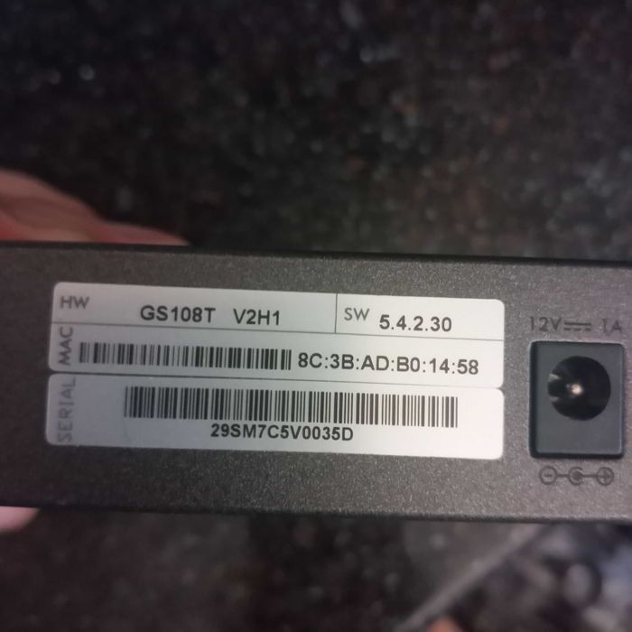 Коммутатор Netgear GS108T (GS108T-300PES)