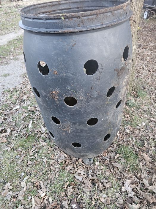 Beczka na truskawki lub inne uprawy pomidory