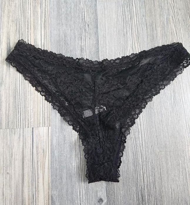 Трусики стринги кружево  H&M р. S