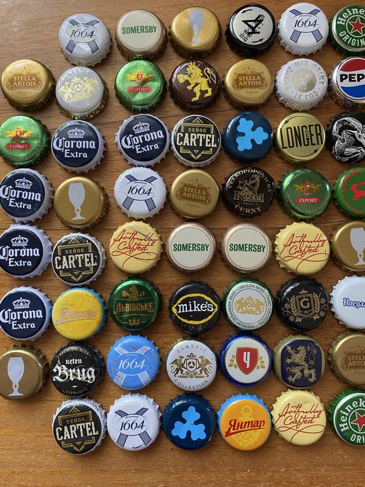 Бутылки и крышки в колекцию!
