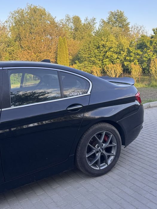 Bmw f10 528i  продаж