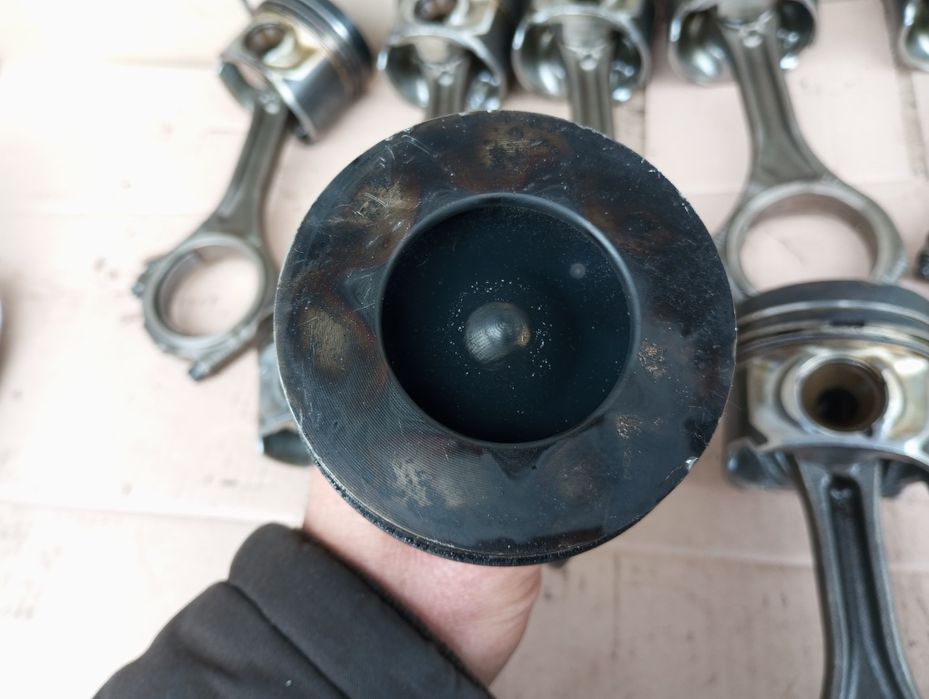 Шатун 2.7  TDI Audi A6 C6 059AB A4