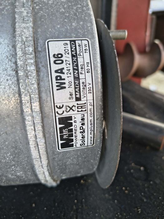 Podajnik ślimakowy do pieca