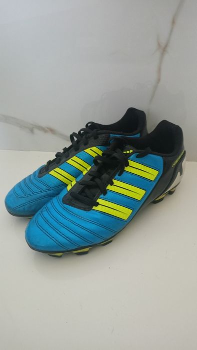 Buty piłkarskie korki Adidas Predator