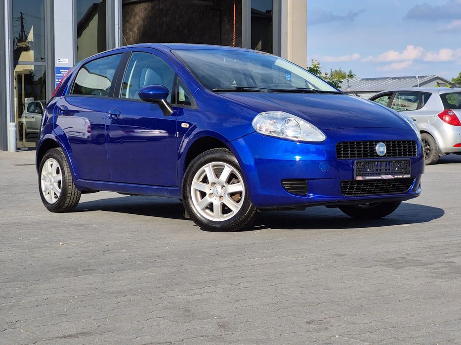 Fiat Grande Punto 1.4/benzyna/klimatyzacja/potwierdzony przebieg/z Niemiec