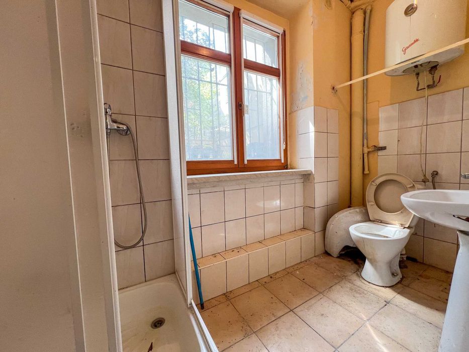 Poznań / Jeżyce - 2 Pokoje - 40 m² - Mieszkanie do remontu - Widok 4
