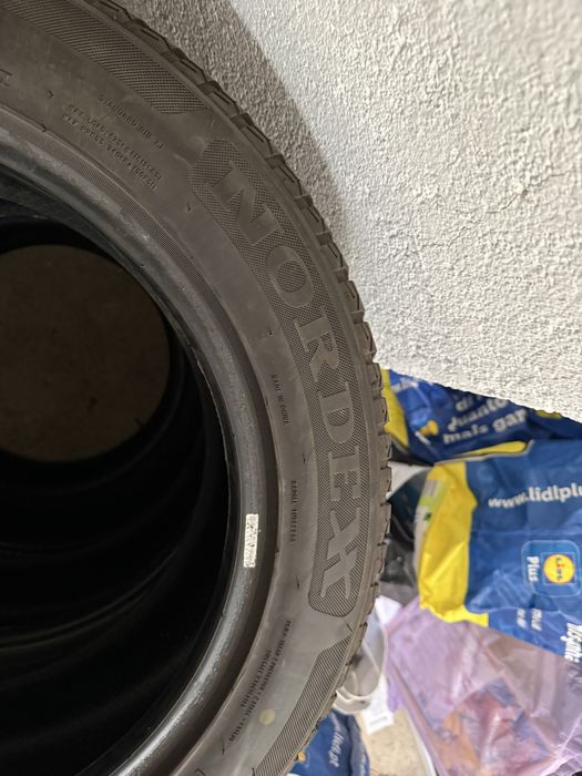 Pneus 225/55 r17