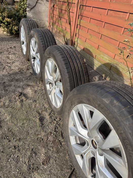 Alufelgi 17 oryginalne z oponami letnimi Renault Captur