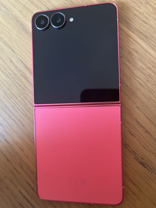 Samsung Galaxy Z Flip 7