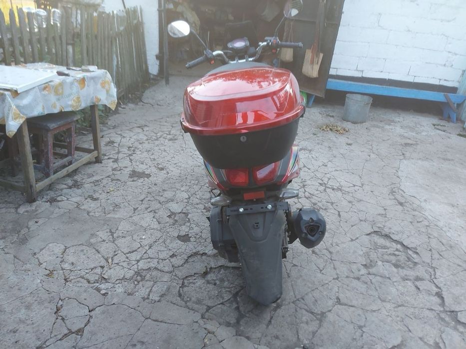Spark SP150S-19BN скутер