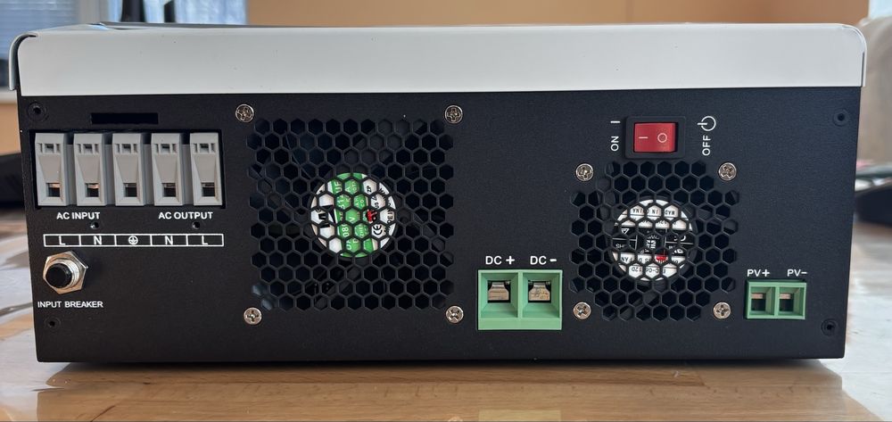 Гібридний інвертор MUST PV18-3024 VPM