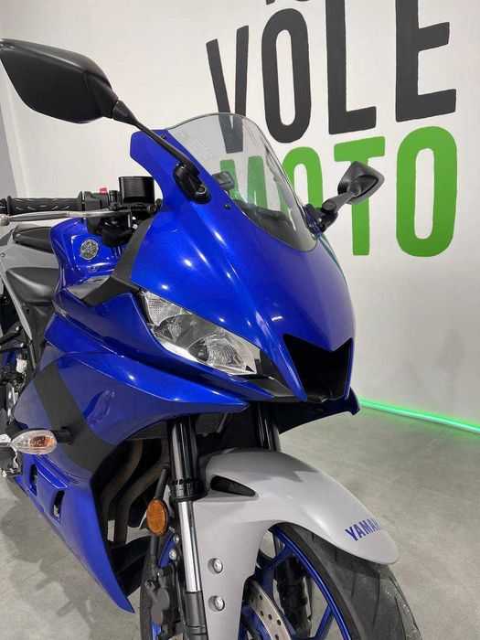 Мотоцикл Yamaha YZF-R25