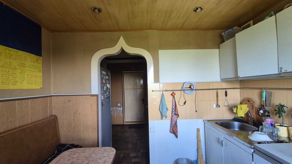 *Продаж 3-х кімнатної квартири по вул. Авраменка, Шевченківський район