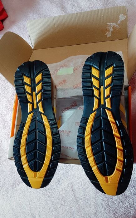 Calçado de trabalho biqueira de aço 44 NOVO