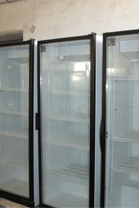 Однодверний холодильник, барний холодильник, для напоїв, сирів, пива.