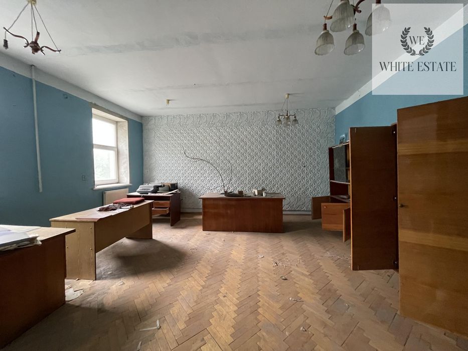 Оренда комерційної будівлі з ділянкою