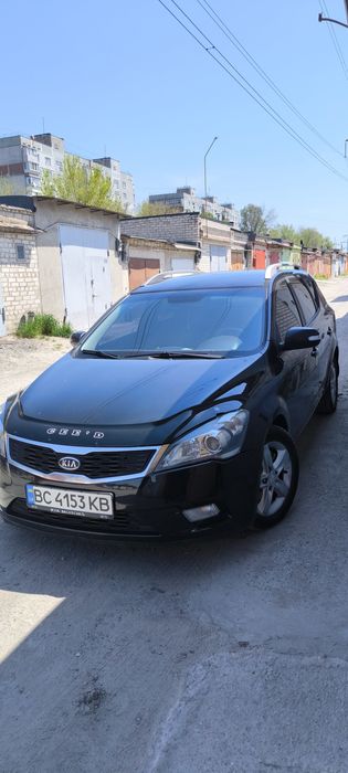 Kia ceed 2010г.в. 1,6д