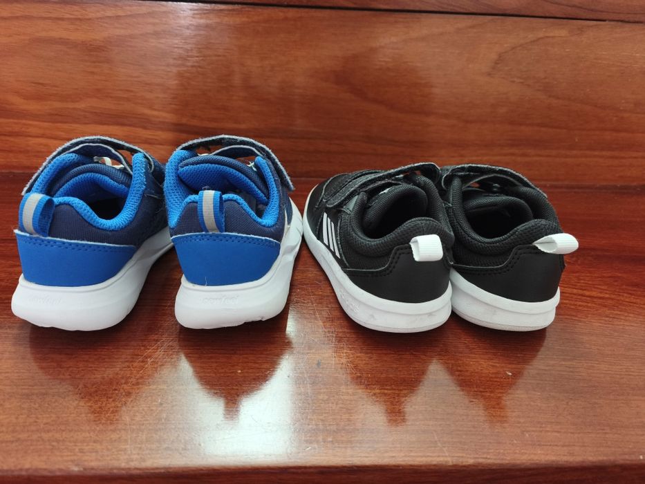 2 pares de sapatilhas t.25