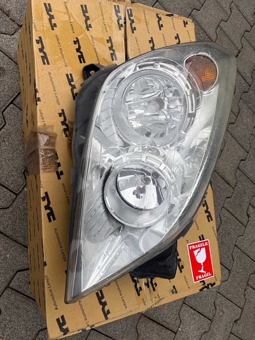 Lampa Opel Astra H Prawa Lewa Jasny Klosz / Prawa Ciemny Klosz