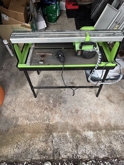 Mesa de cortar ceramica bluid worker