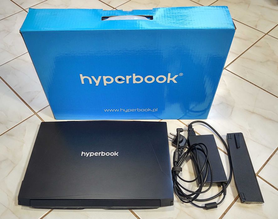 Laptop Hyperbook i5-8300H GTX 1050Ti 12GB ram Win 11 Pro.