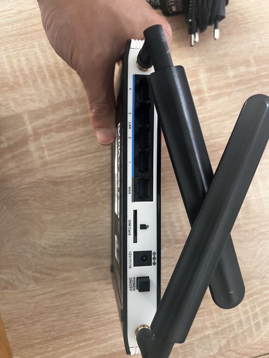 Router D-Link DWR-921