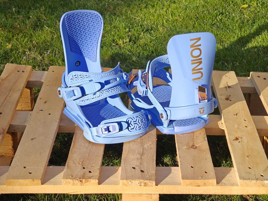 Union Juliet Bluebell r. M – nowe wiązania snowboardowe