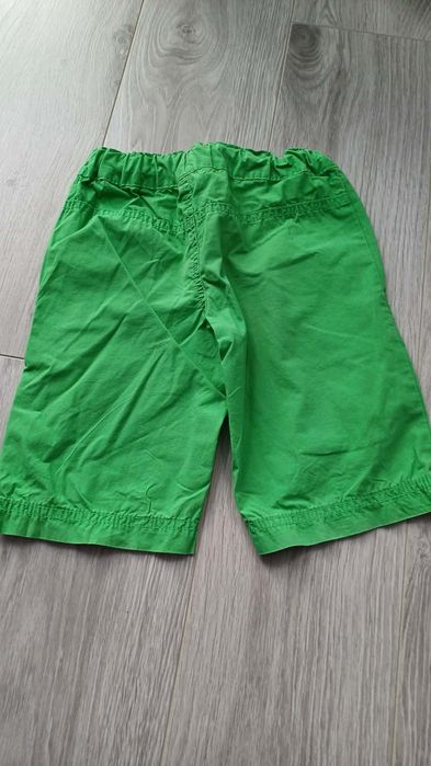 Spodenki zielone 98/104