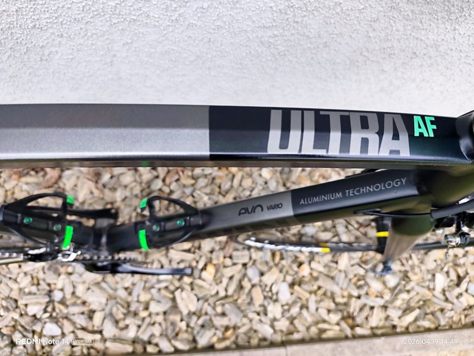 Rower szosowy B'twin Ultra 700 AF