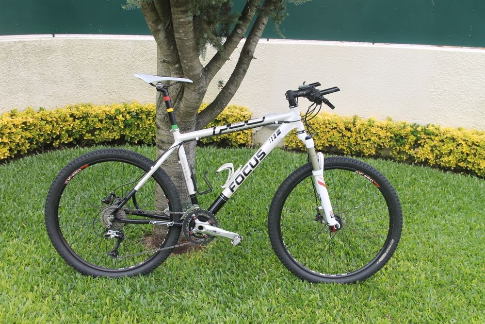 Bicicleta Focus Raven