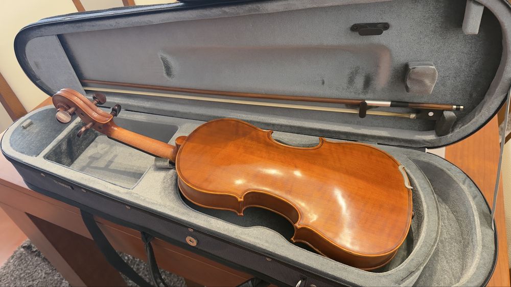 Violino Yamaha V5 4/4 – Excelente Estado | Com Estojo e Arco