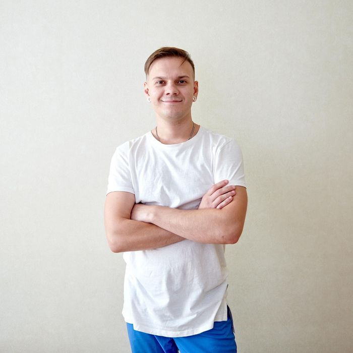 Добрий день, друзі!Пропоную послугу масаж!Жк Місто квітів!Ст.м. Сирець