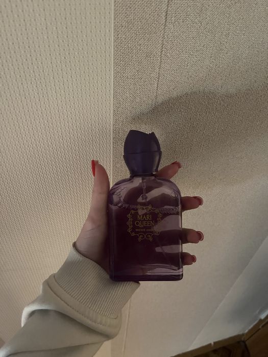 Парфуми,косметика