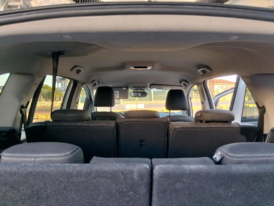BMW 216 Gran Tourer — fotografia 5