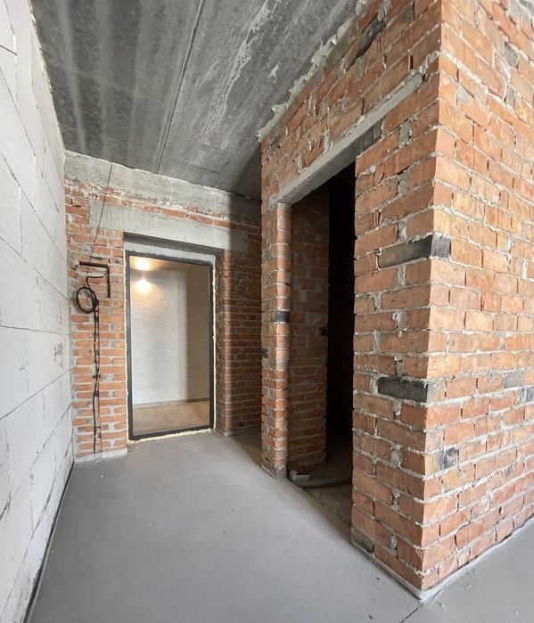 Продаж квартири біля Бучанського Парку, 13800$