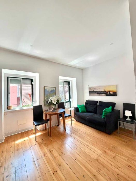 Arrenda-se Apartamento T1 em Alcântara