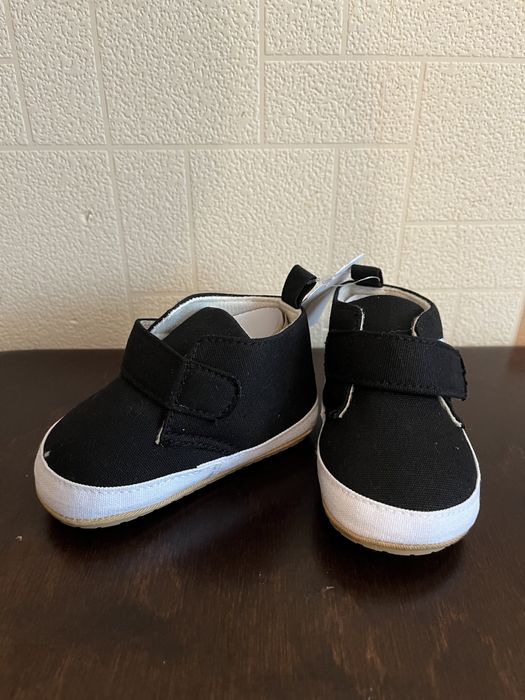 Дитяче взуття, пінетки