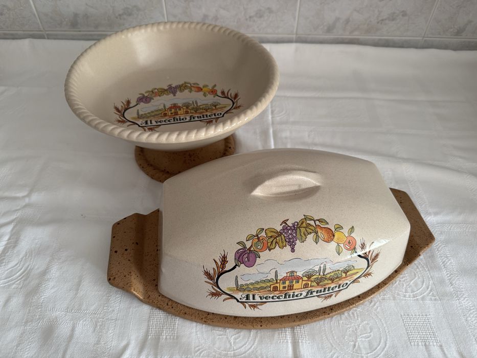 Conjunto de loiça decorativa