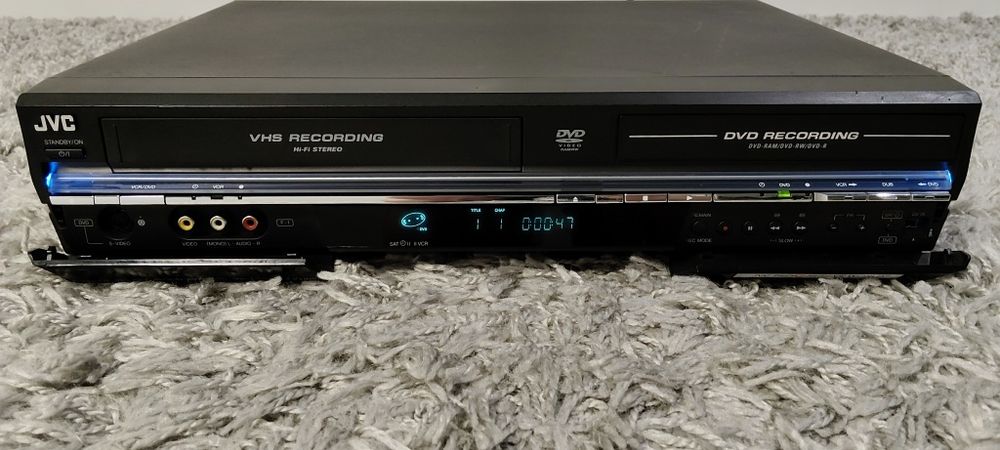 Magnetowid Nagrywarka Vhs Dvd JVC DR-MV1 Hi-Fi Stereo 6 głowic pilot