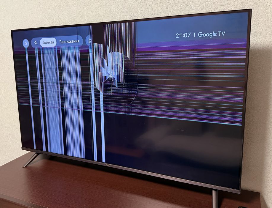 Телевізор TCL на запчастини