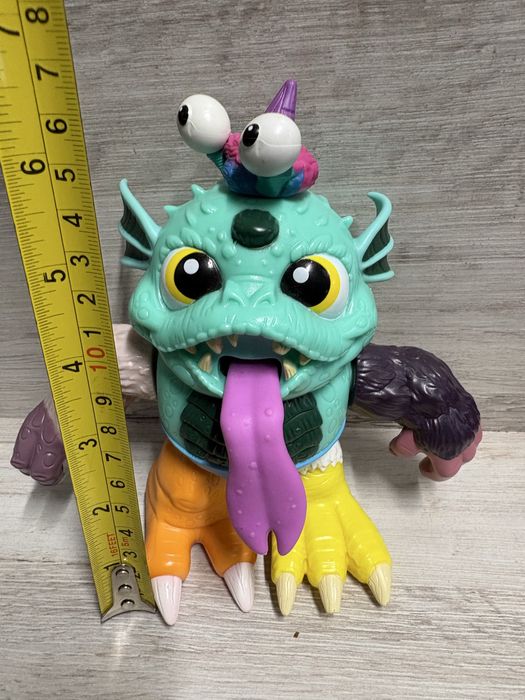 interaktywna figurka Crate Creatures Surprise KaBOOM