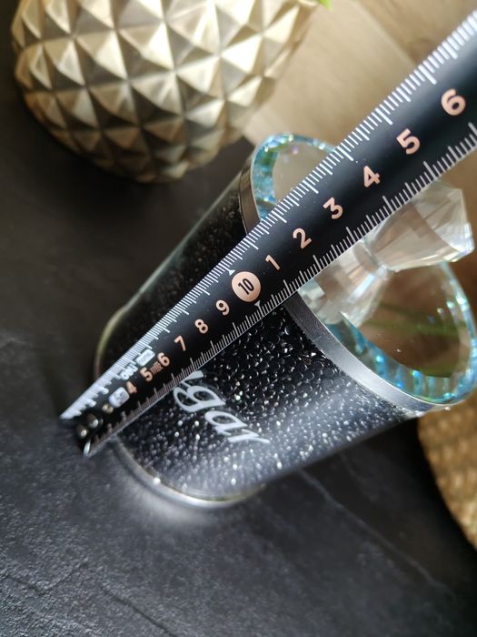 Elegancki pojemnik kuchenny na cukier szklany z czarnymi kryształkami