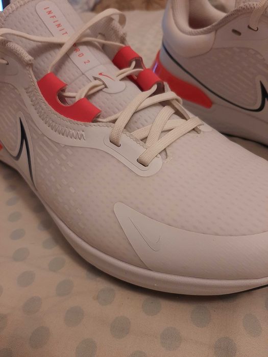 продам кросовки NIKE react