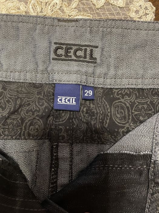 Джинсова спідниця