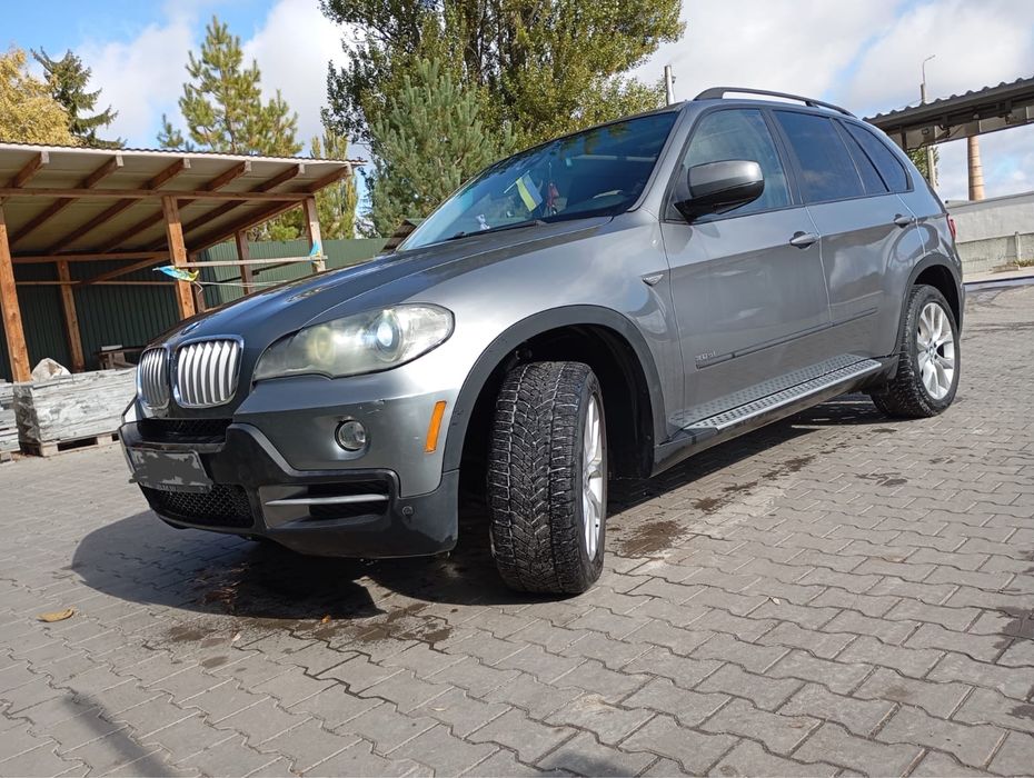 Терміново продам свое авто всі деталі за телефоном 0682092086
