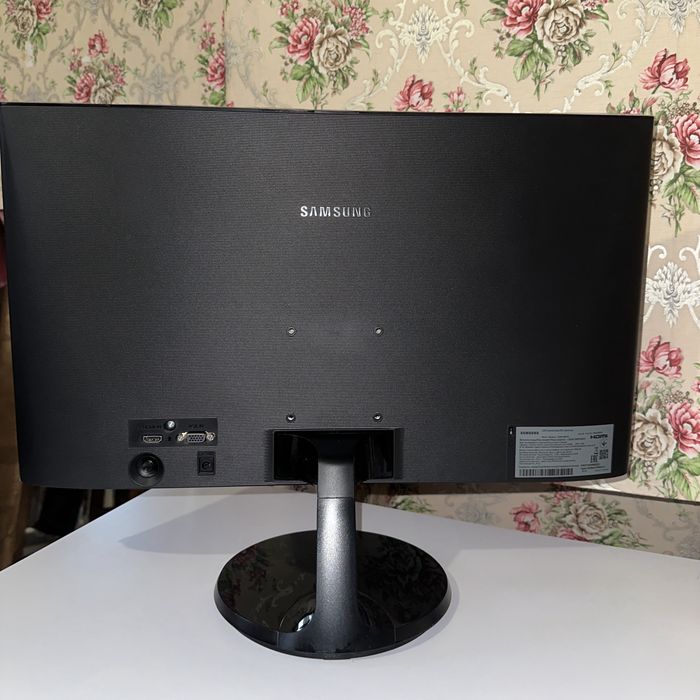 Монітор SAMSUNG S24F350FHI