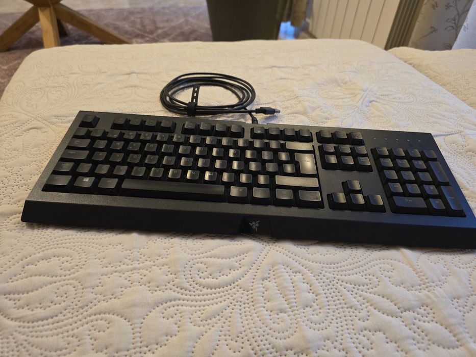 Teclado Como NOVO Gaming Razer Cynosa Chroma RGB !