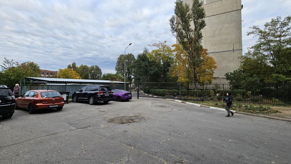 Актуально! 1-ая в Закрытом Дворе, ОСББ, Бульвар Строителей .